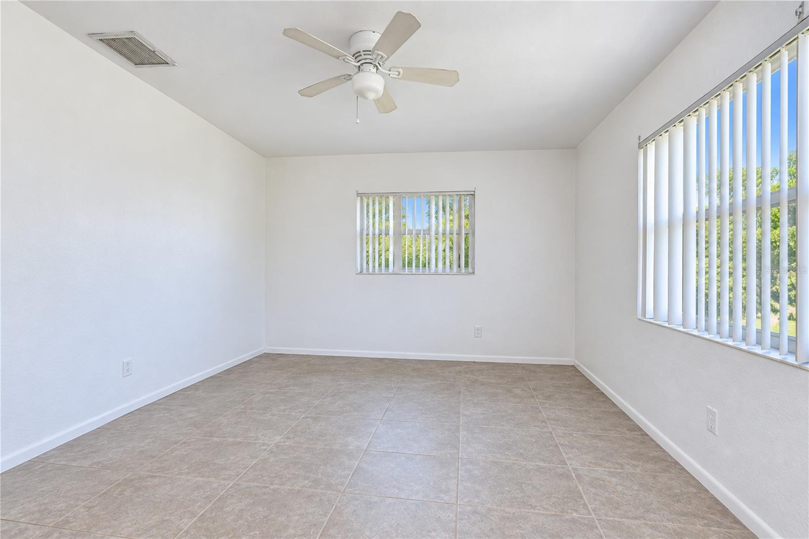 1001 Bay Breeze Ter Property Photo 24