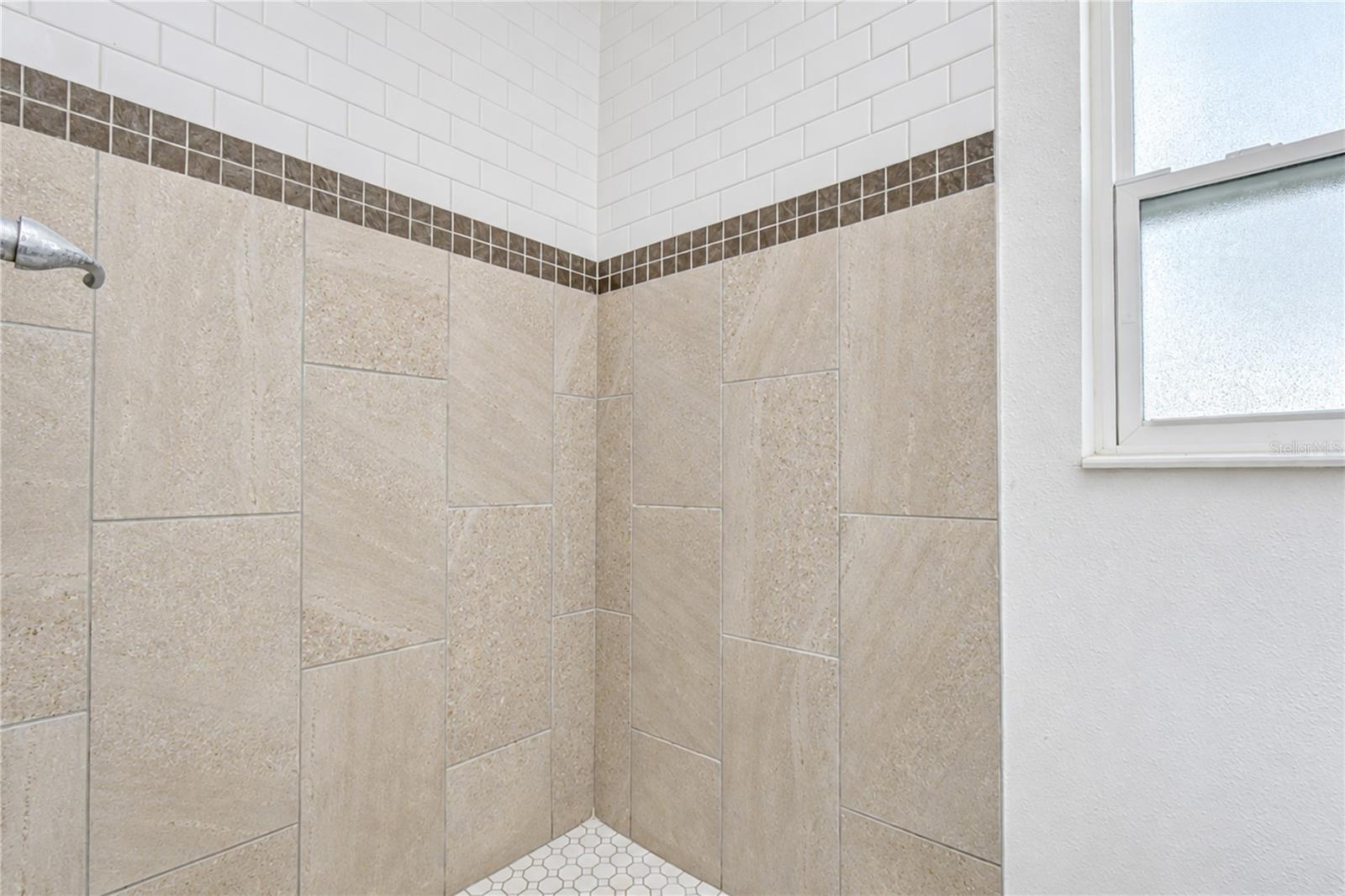 1001 Bay Breeze Ter Property Photo 27