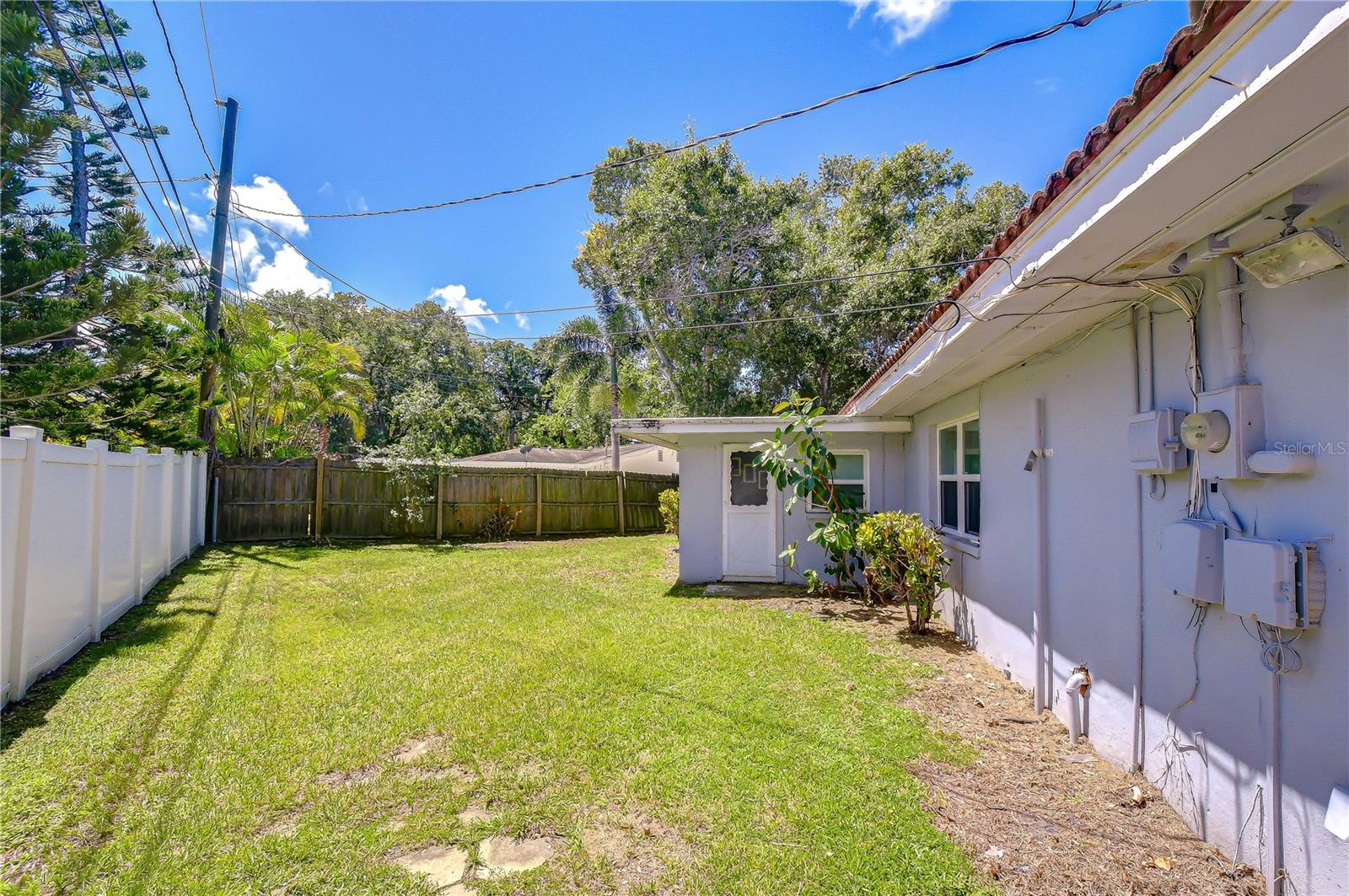1001 Bay Breeze Ter Property Photo 31