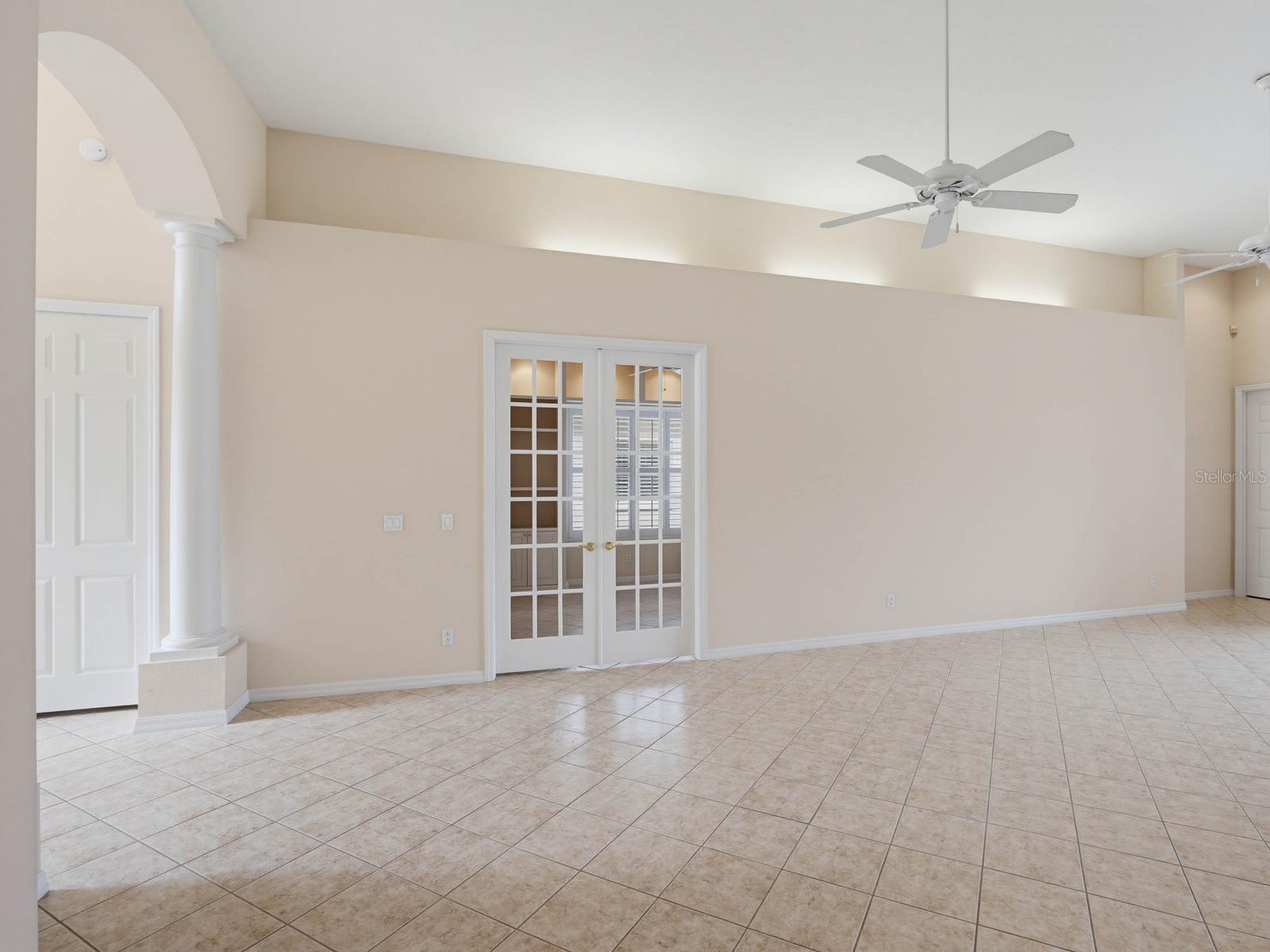 3944 Silk Oak Ln Property Photo 9