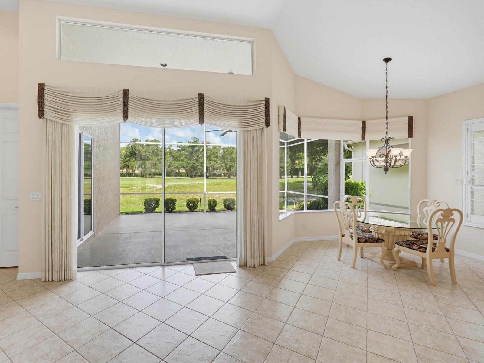 3944 Silk Oak Ln Property Photo 12