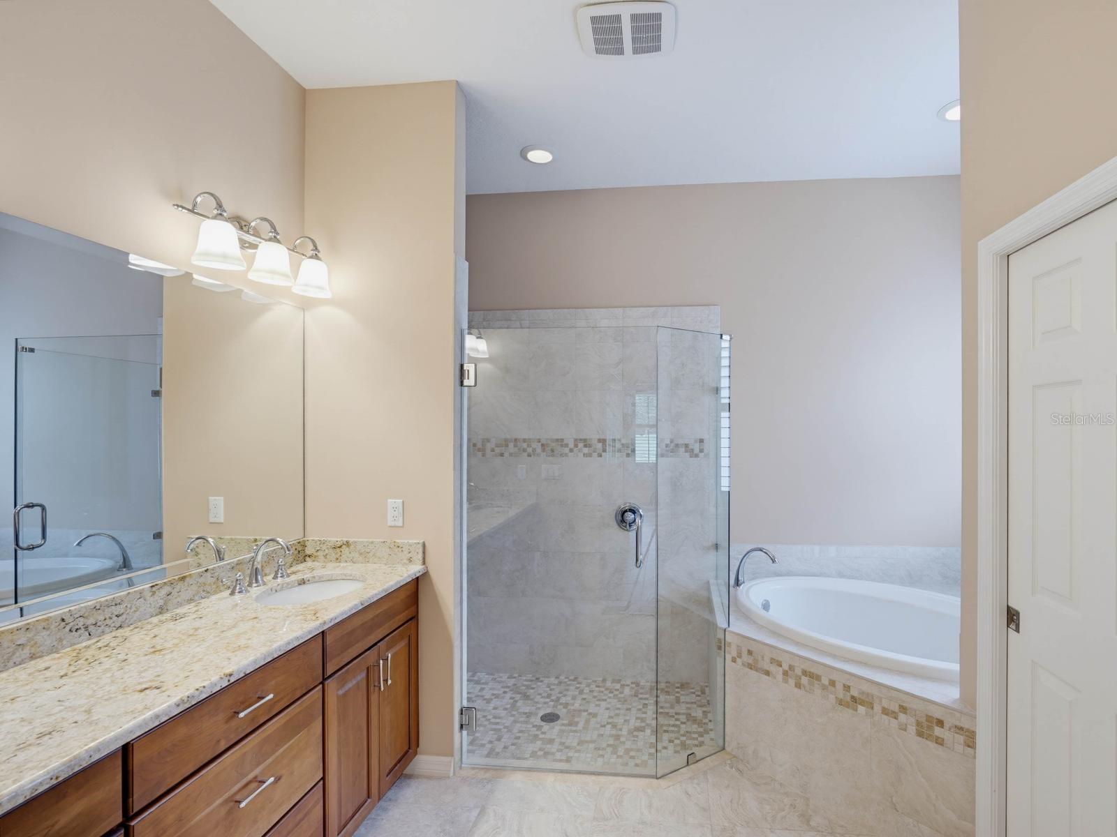 3944 Silk Oak Ln Property Photo 27