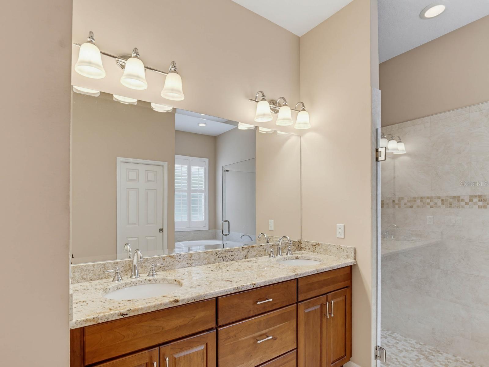 3944 Silk Oak Ln Property Photo 28
