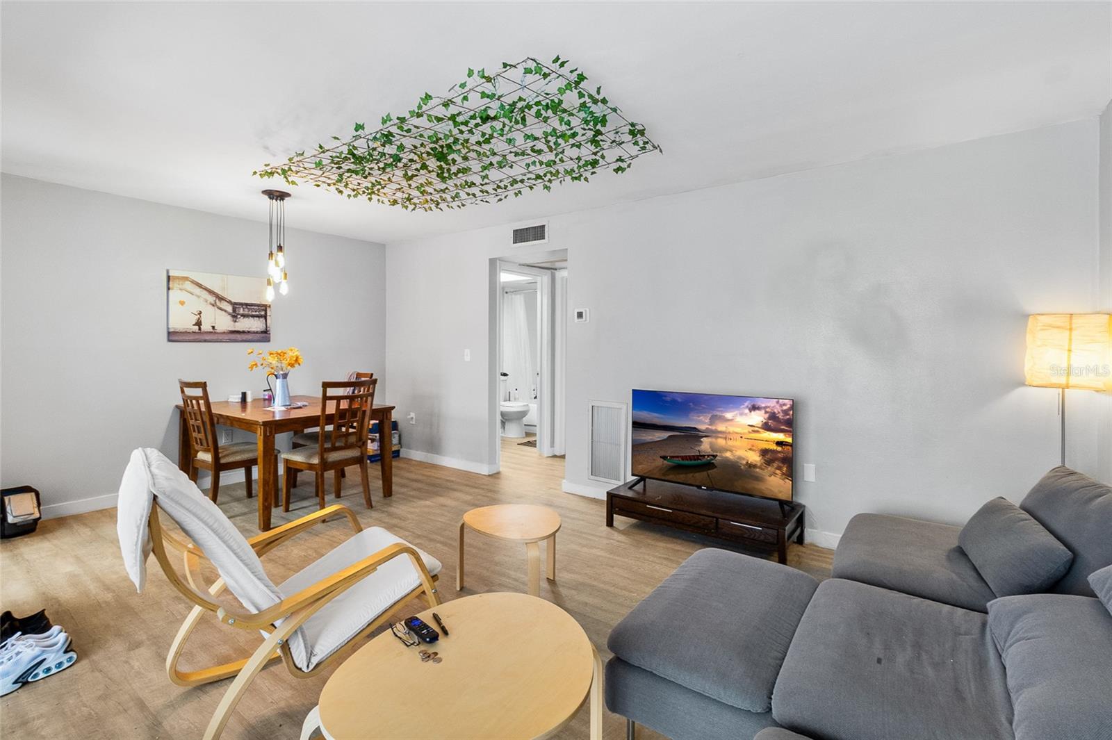 1221 Drew St #b3 Property Photo 7