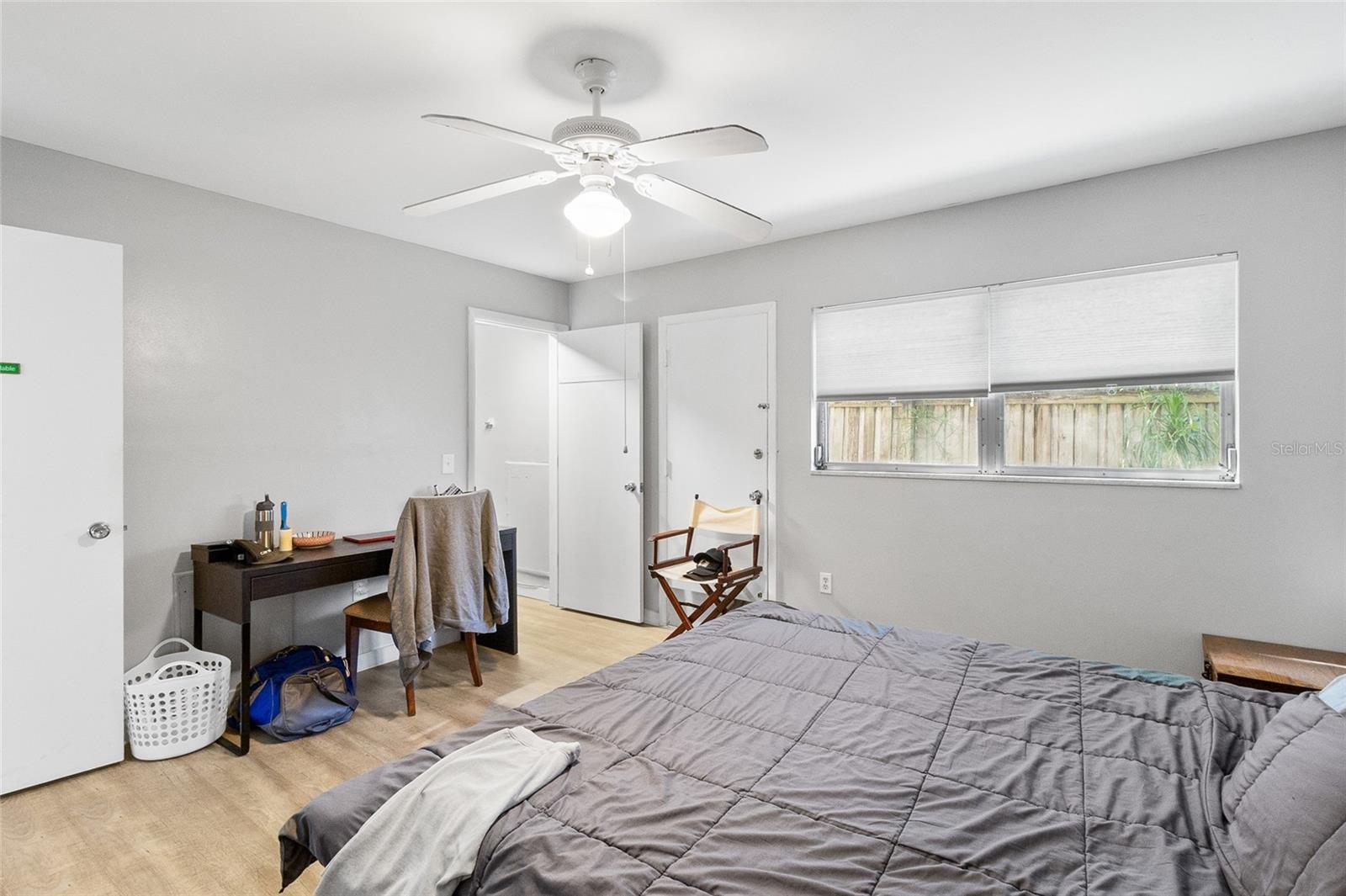 1221 Drew St #b3 Property Photo 17