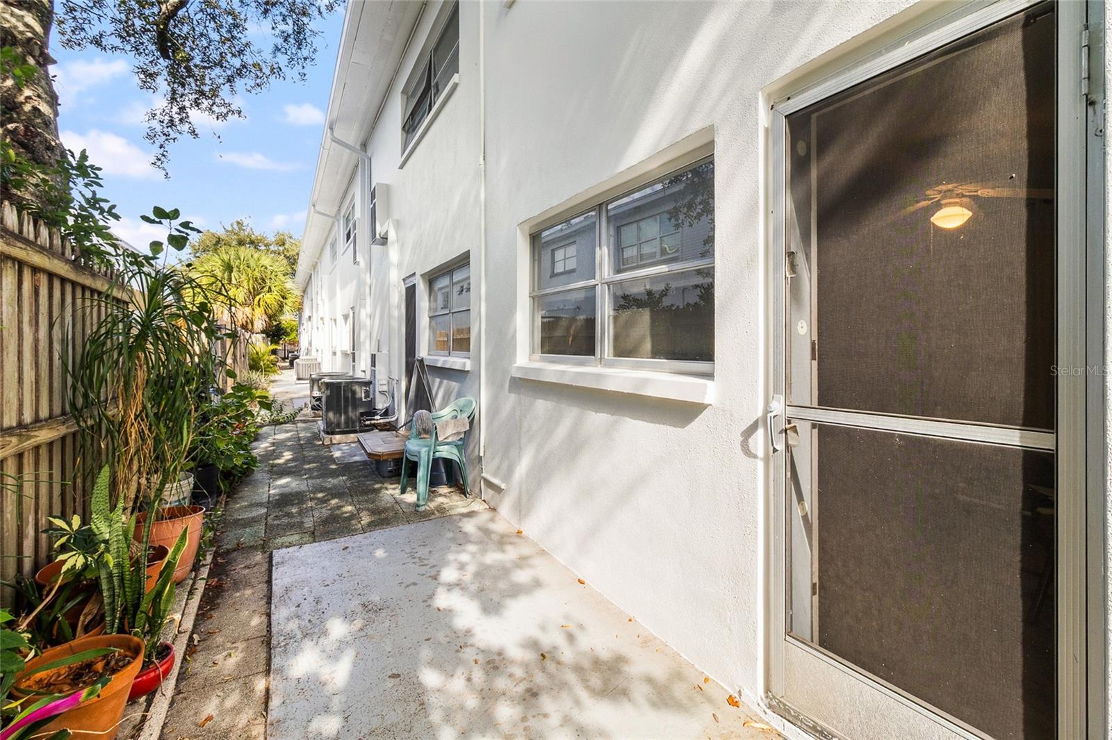 1221 Drew St #b3 Property Photo 21