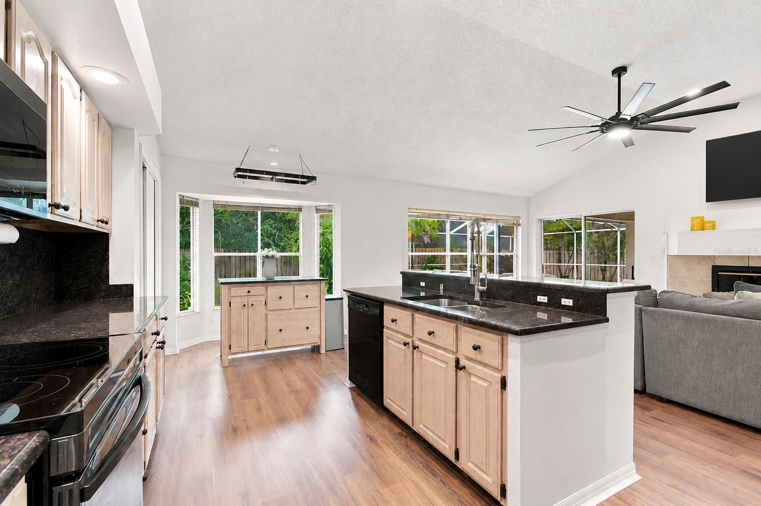 16804 Sheffield Park Dr Property Photo 16