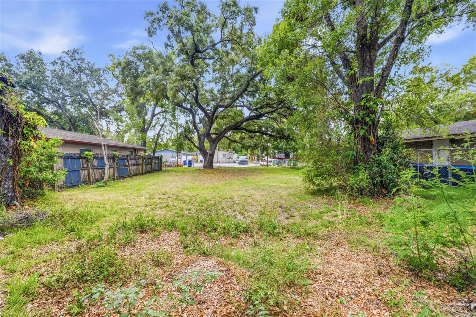 1706 E Idell St Property Photo 9