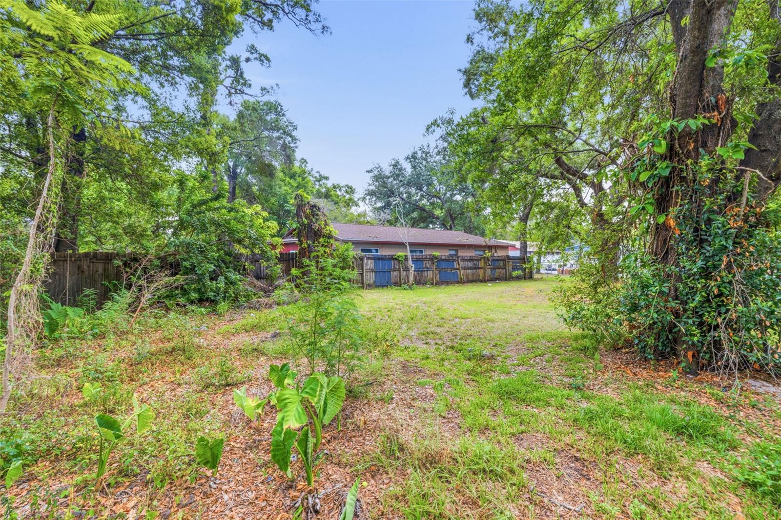 1706 E Idell St Property Photo 10