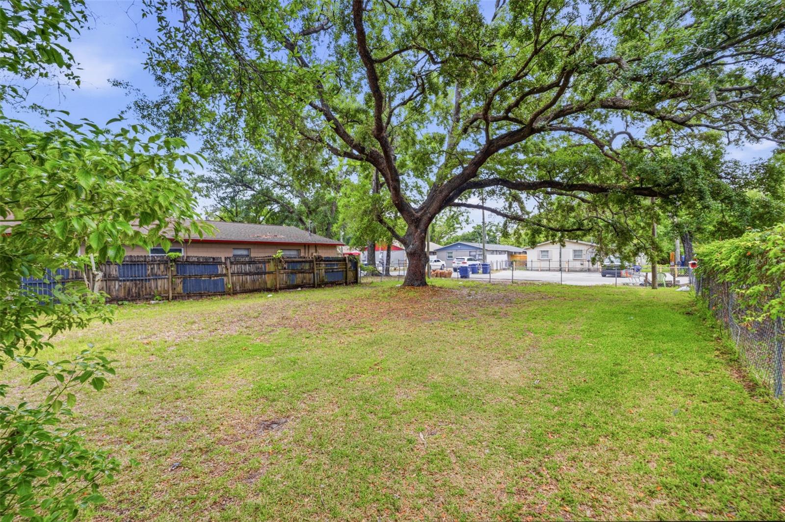 1706 E Idell St Property Photo 11