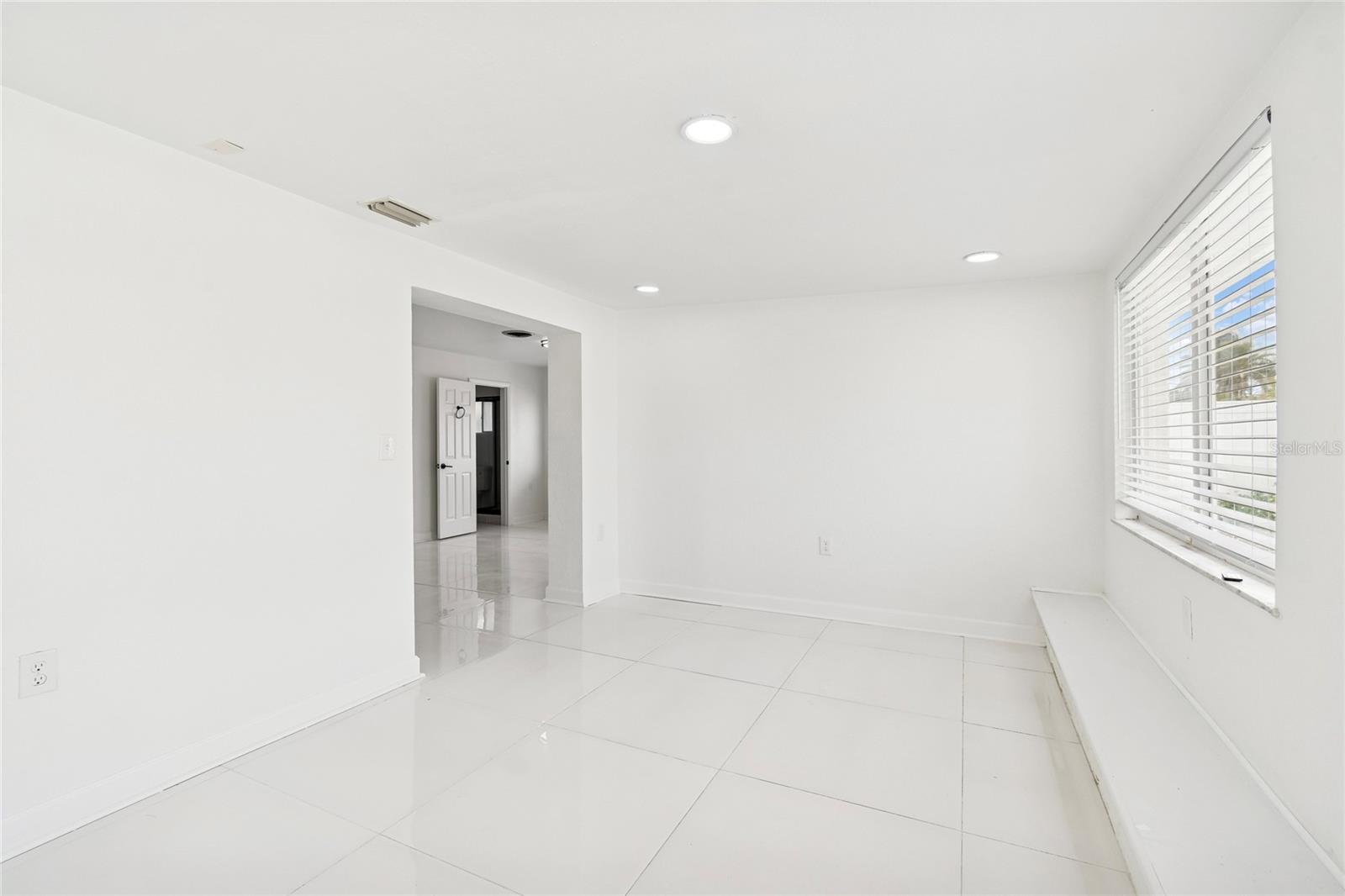 455 81st Ave Property Photo 23