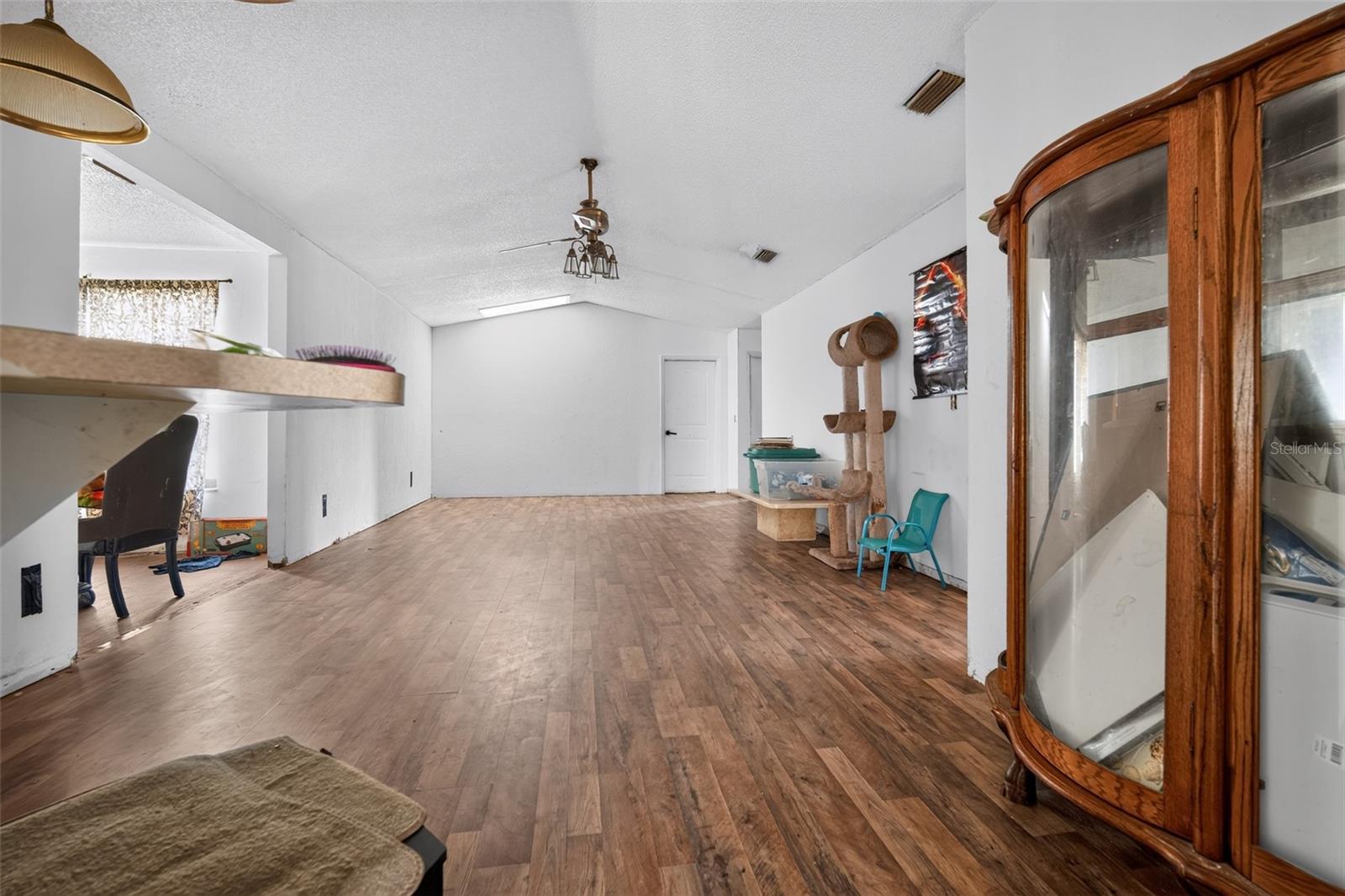 13277 Brewster Rd Property Photo 13