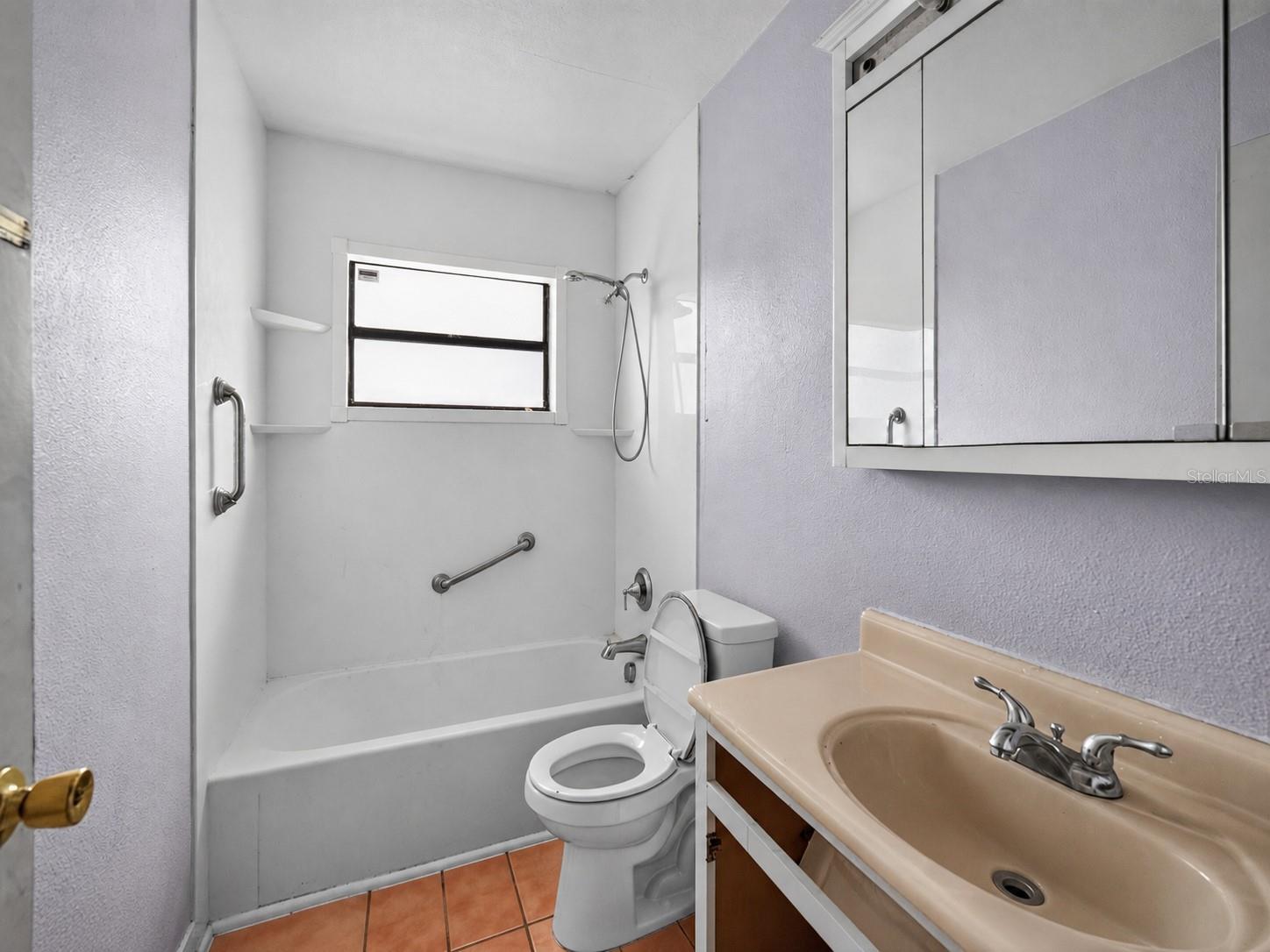 13277 Brewster Rd Property Photo 17
