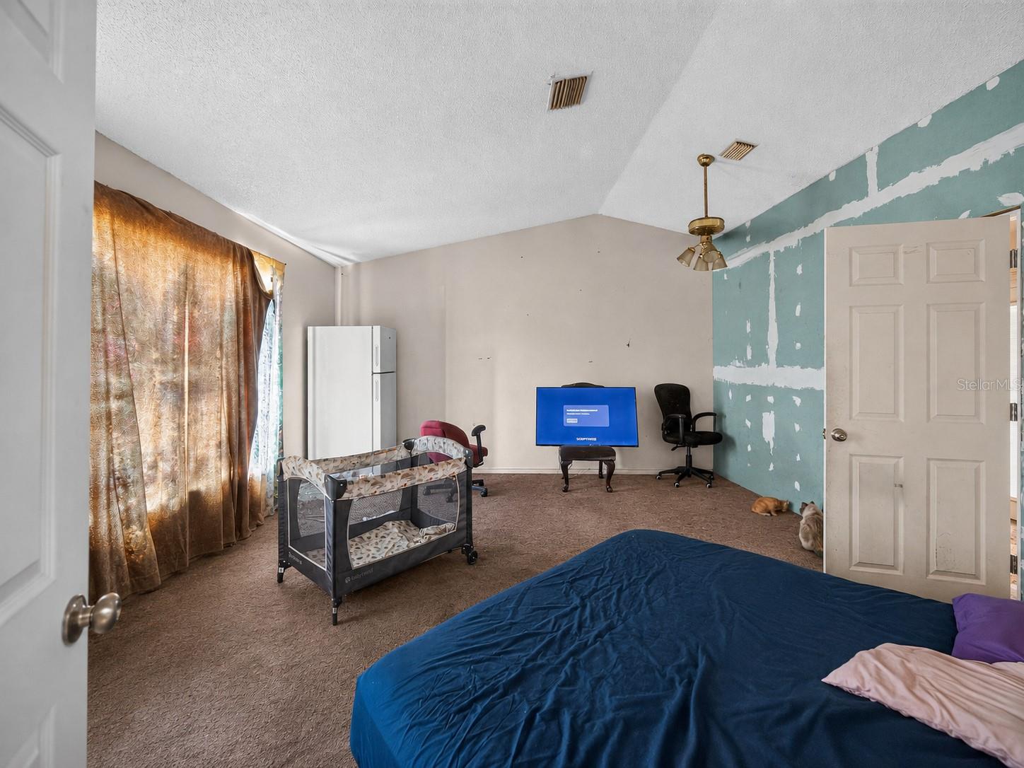 13277 Brewster Rd Property Photo 24