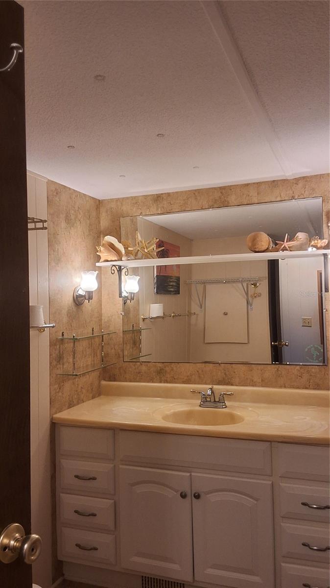 2488 N Park Pt Property Photo 7