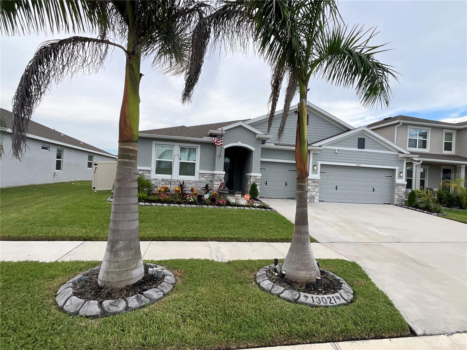 13021 Willow Grove Dr Property Photo 1