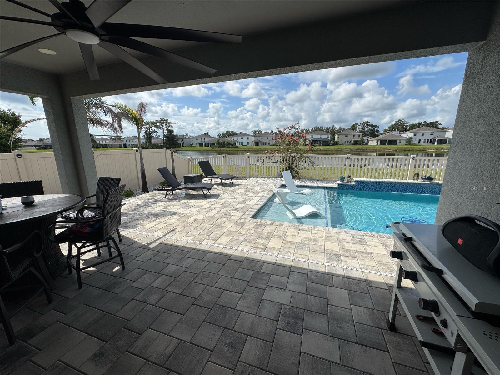 13021 Willow Grove Dr Property Photo 11