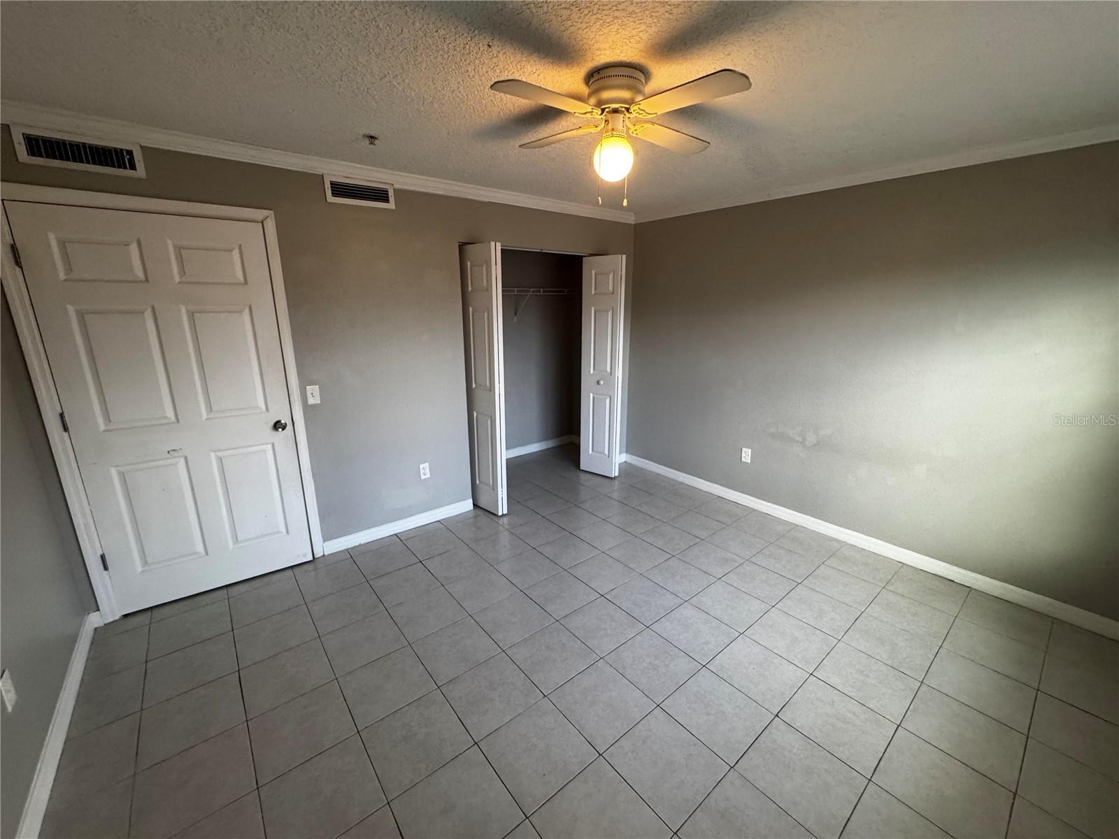 307 Oak Rose Ln #201 Property Photo 4