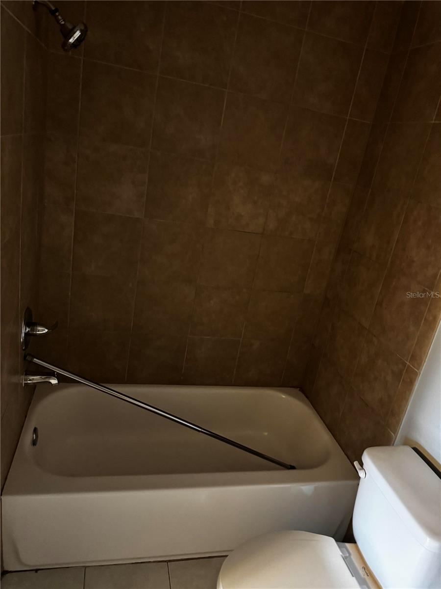 307 Oak Rose Ln #201 Property Photo 12