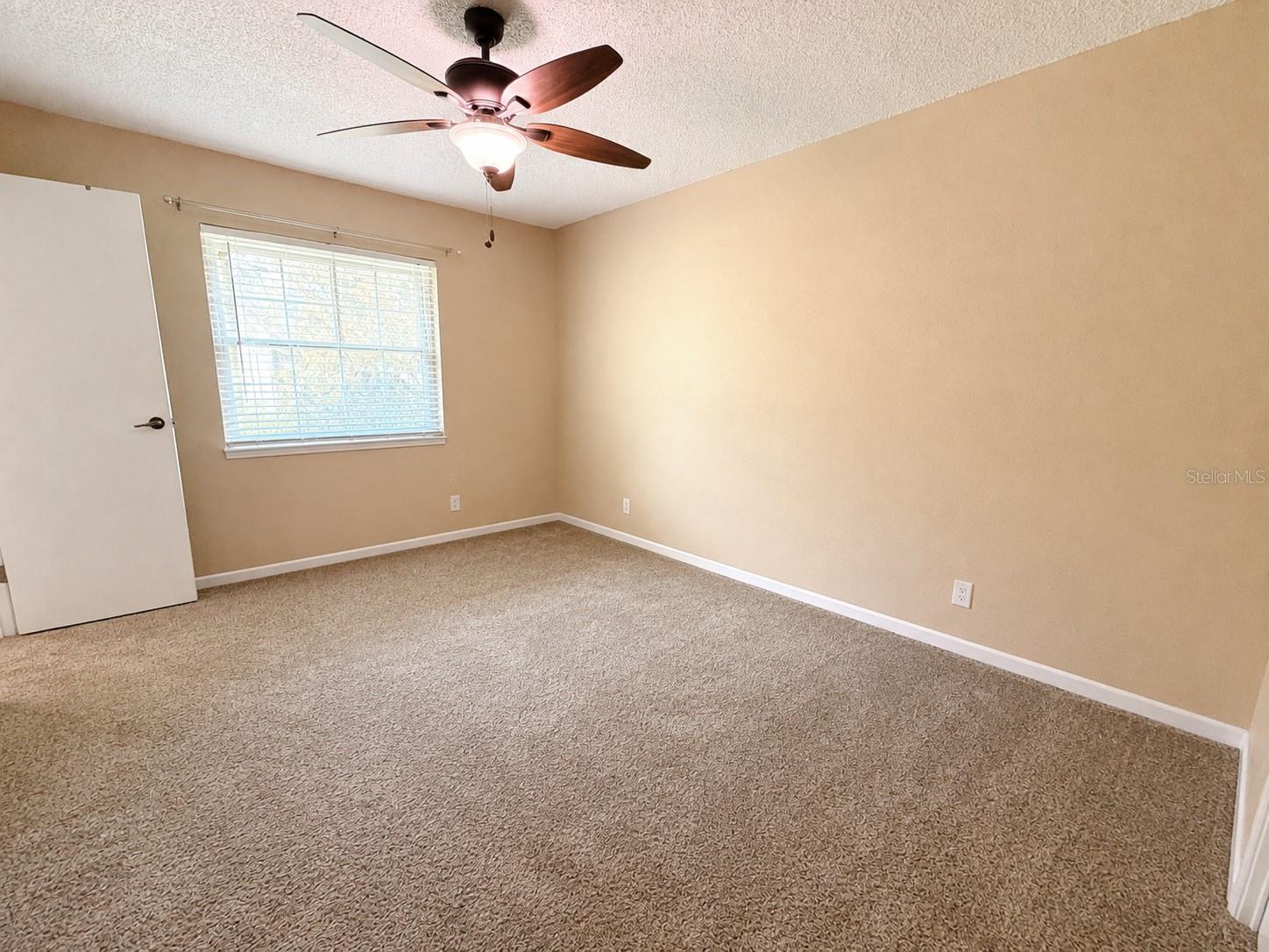 1435 Millstream Ln #204 Property Photo 4