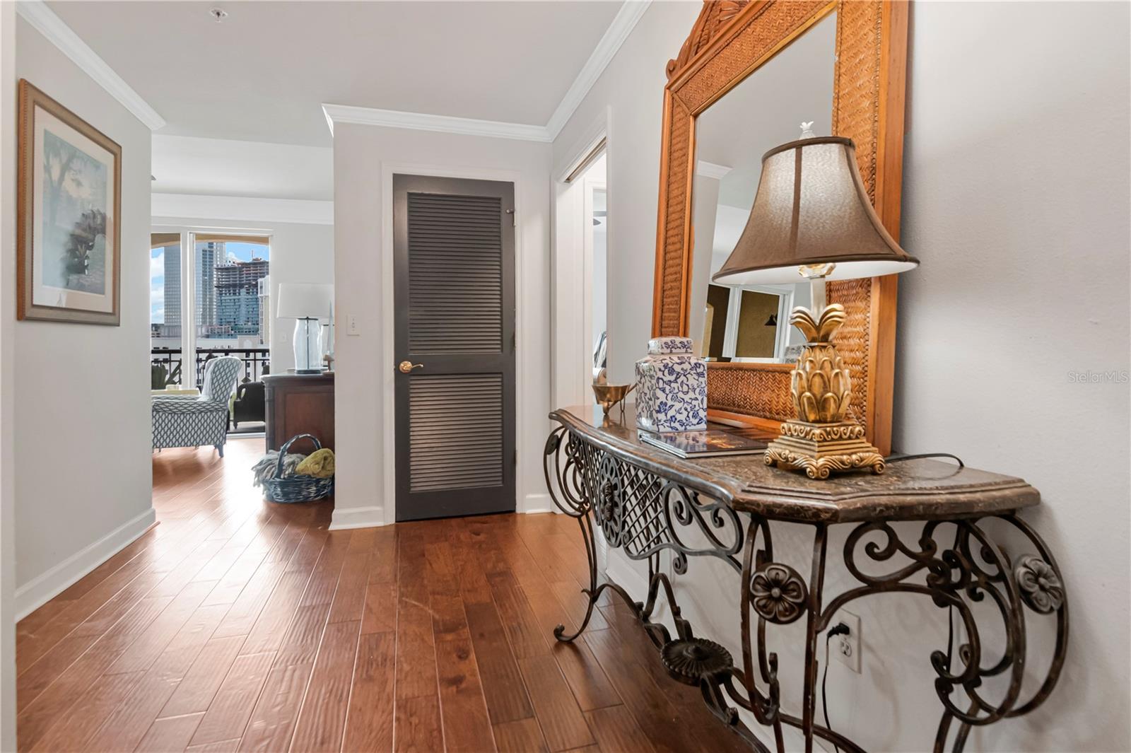 345 Bayshore Blvd #808 Property Photo 3