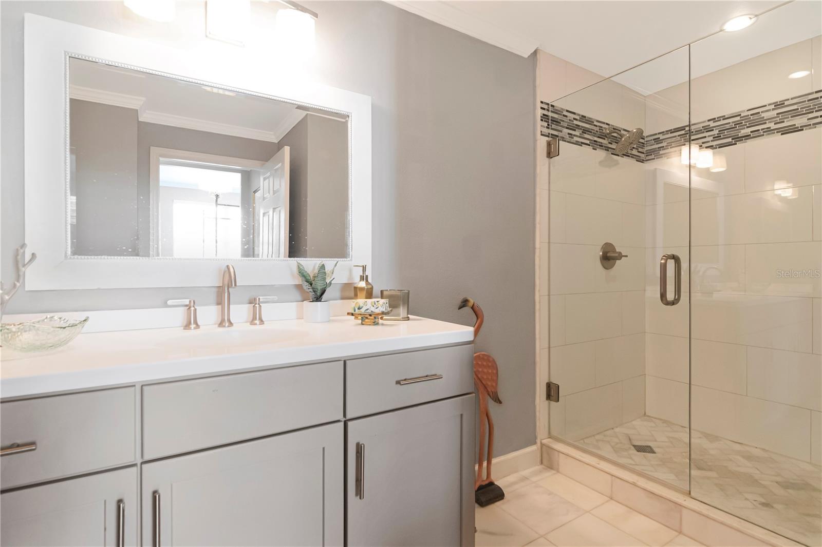 345 Bayshore Blvd #808 Property Photo 29