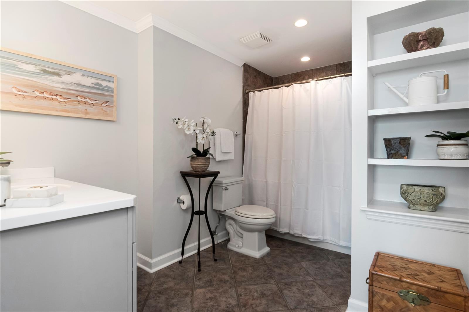 345 Bayshore Blvd #808 Property Photo 33