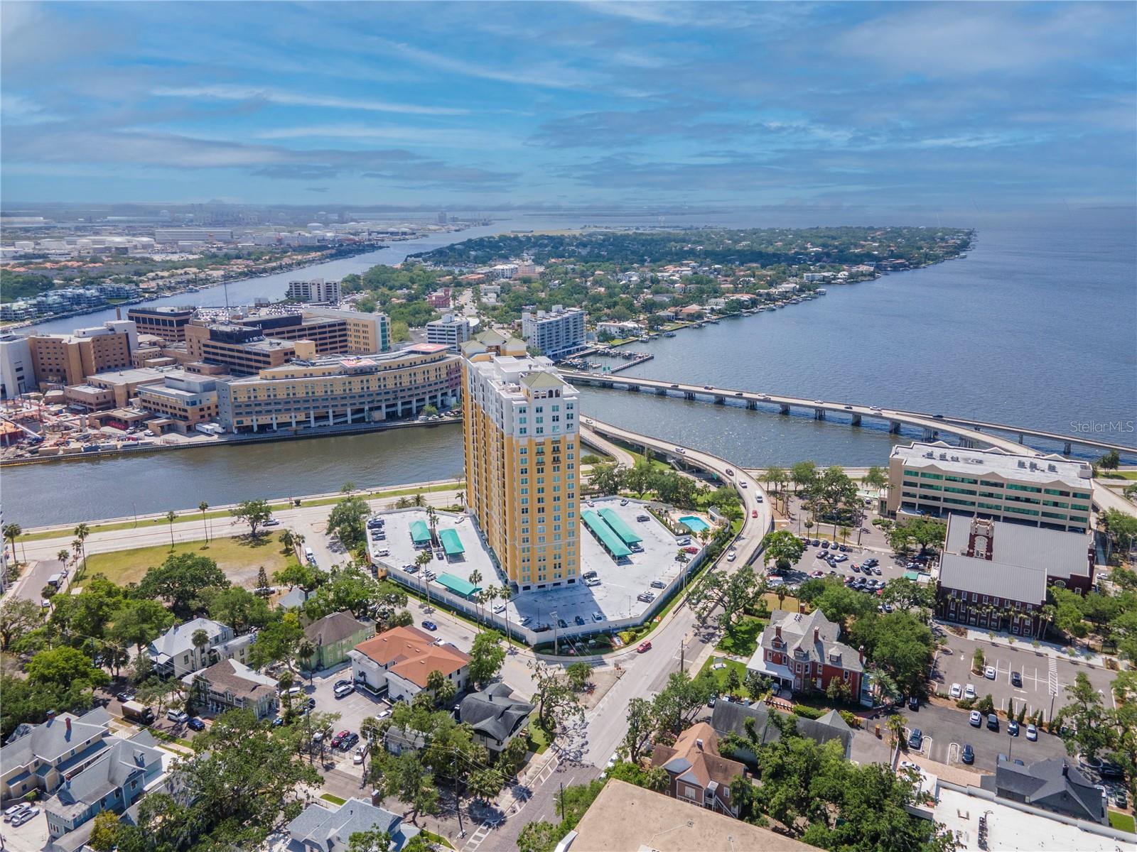 345 Bayshore Blvd #808 Property Photo 54