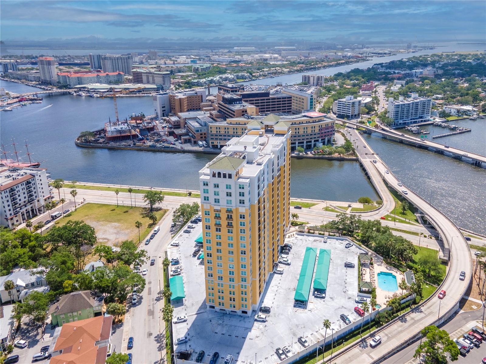 345 Bayshore Blvd #808 Property Photo 57