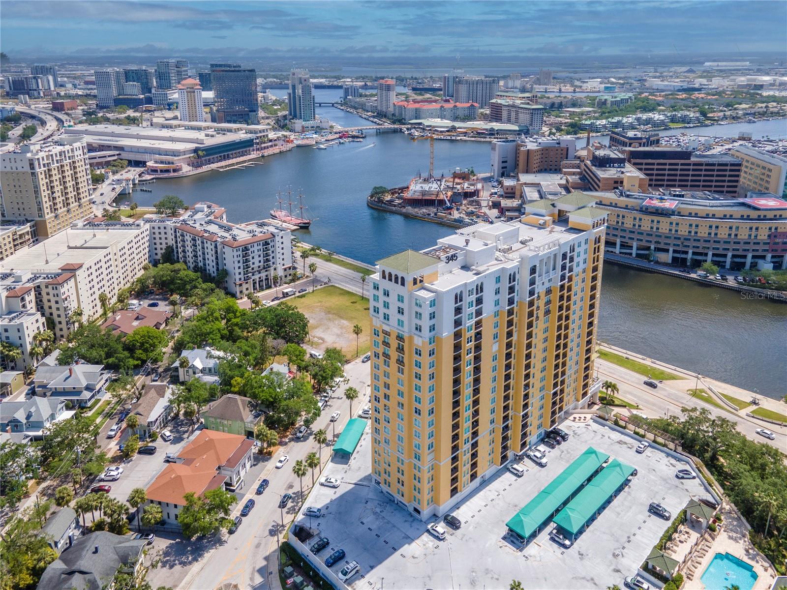 345 Bayshore Blvd #808 Property Photo 58