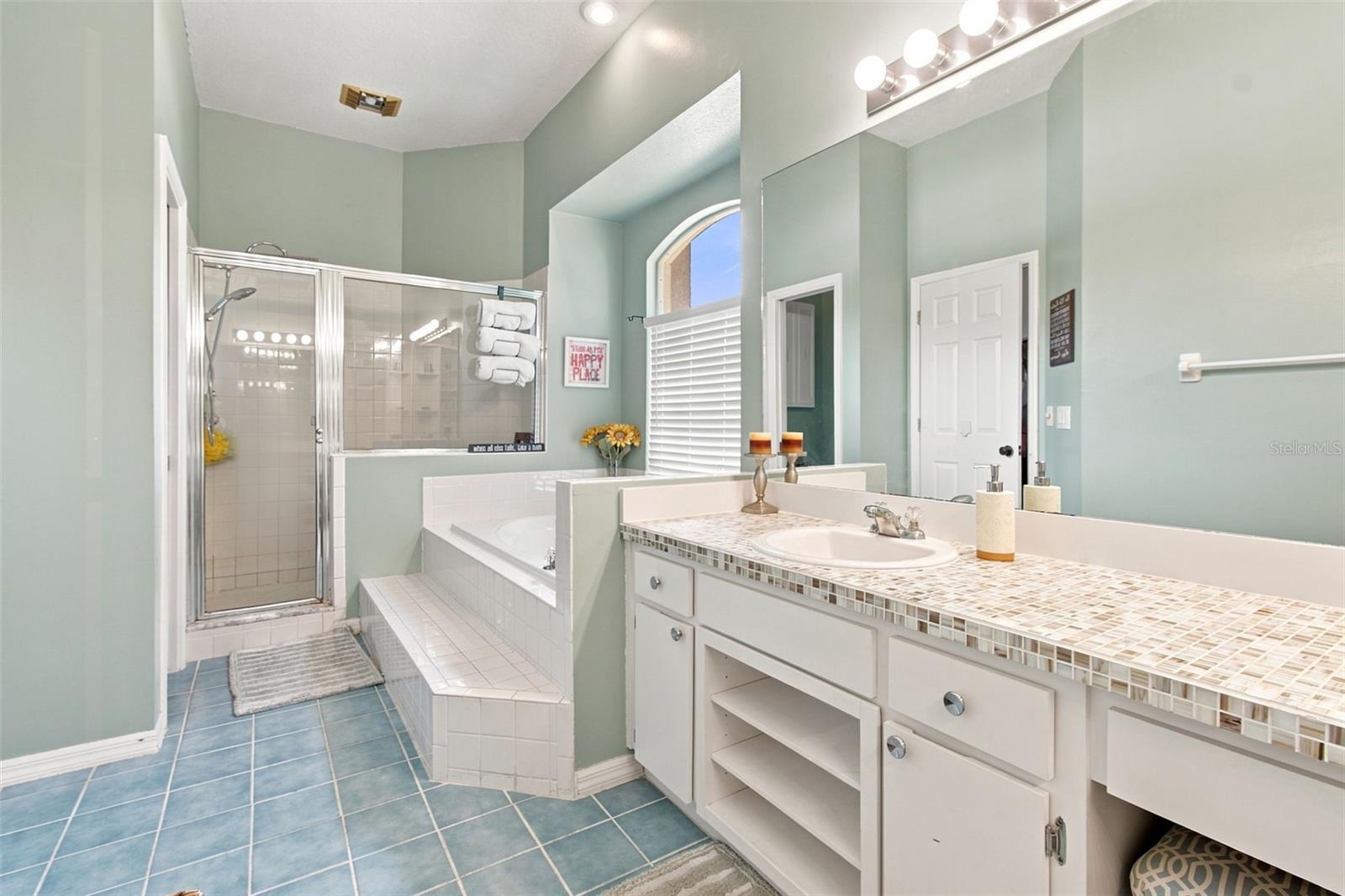 2244 Groveland Dr Property Photo 44