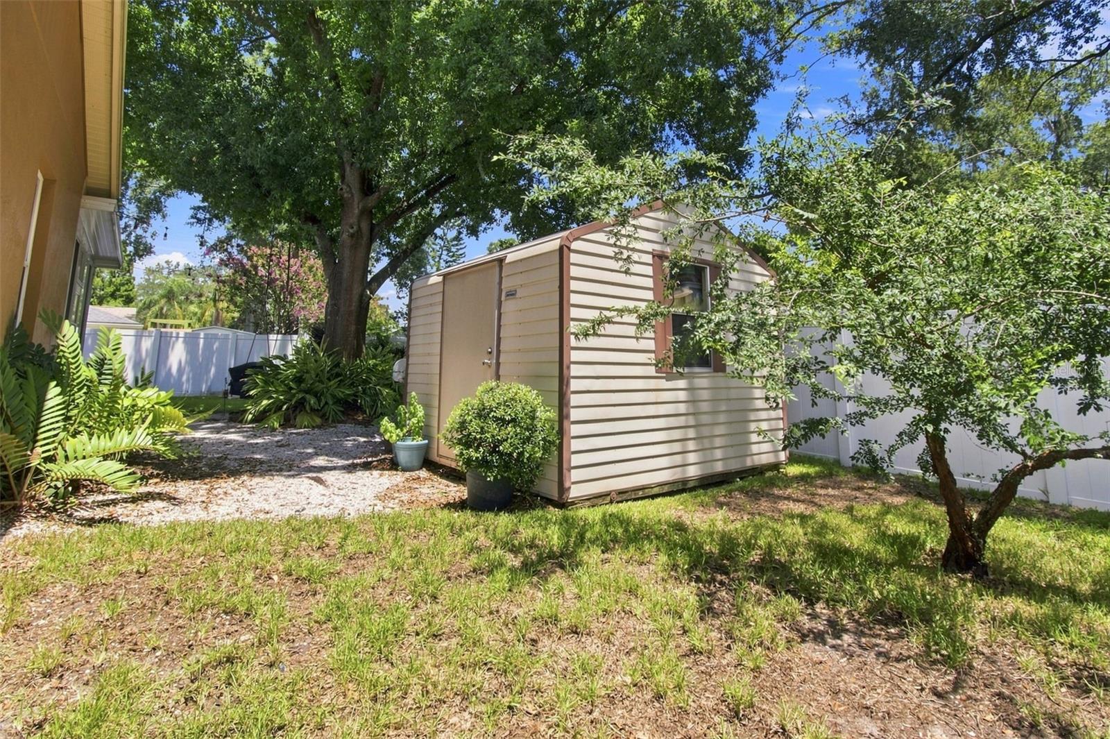 2244 Groveland Dr Property Photo 55