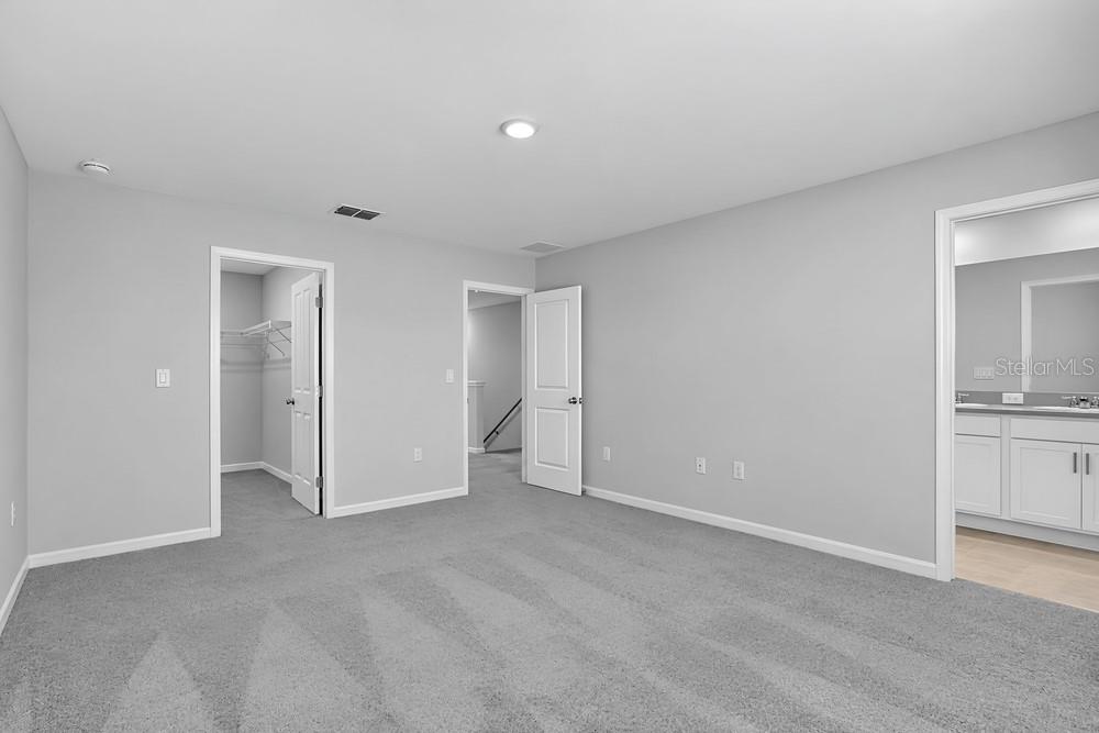 13203 Stable Pl Property Photo 5