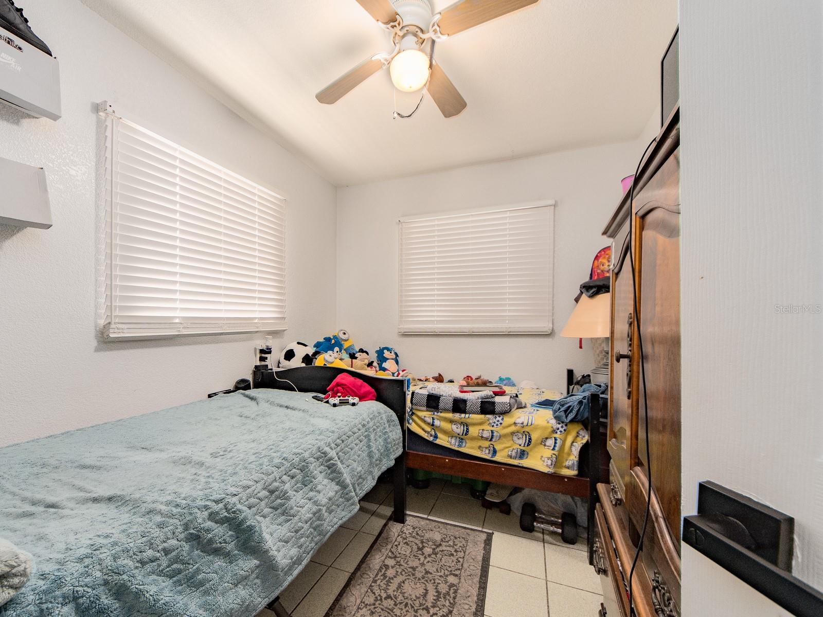 2532 W Walnut St Property Photo 16