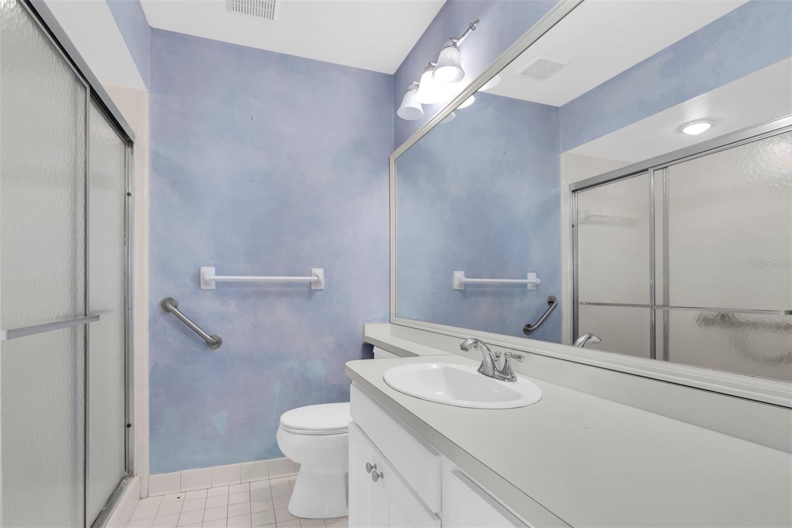 6804 W 8th Ave Property Photo 10