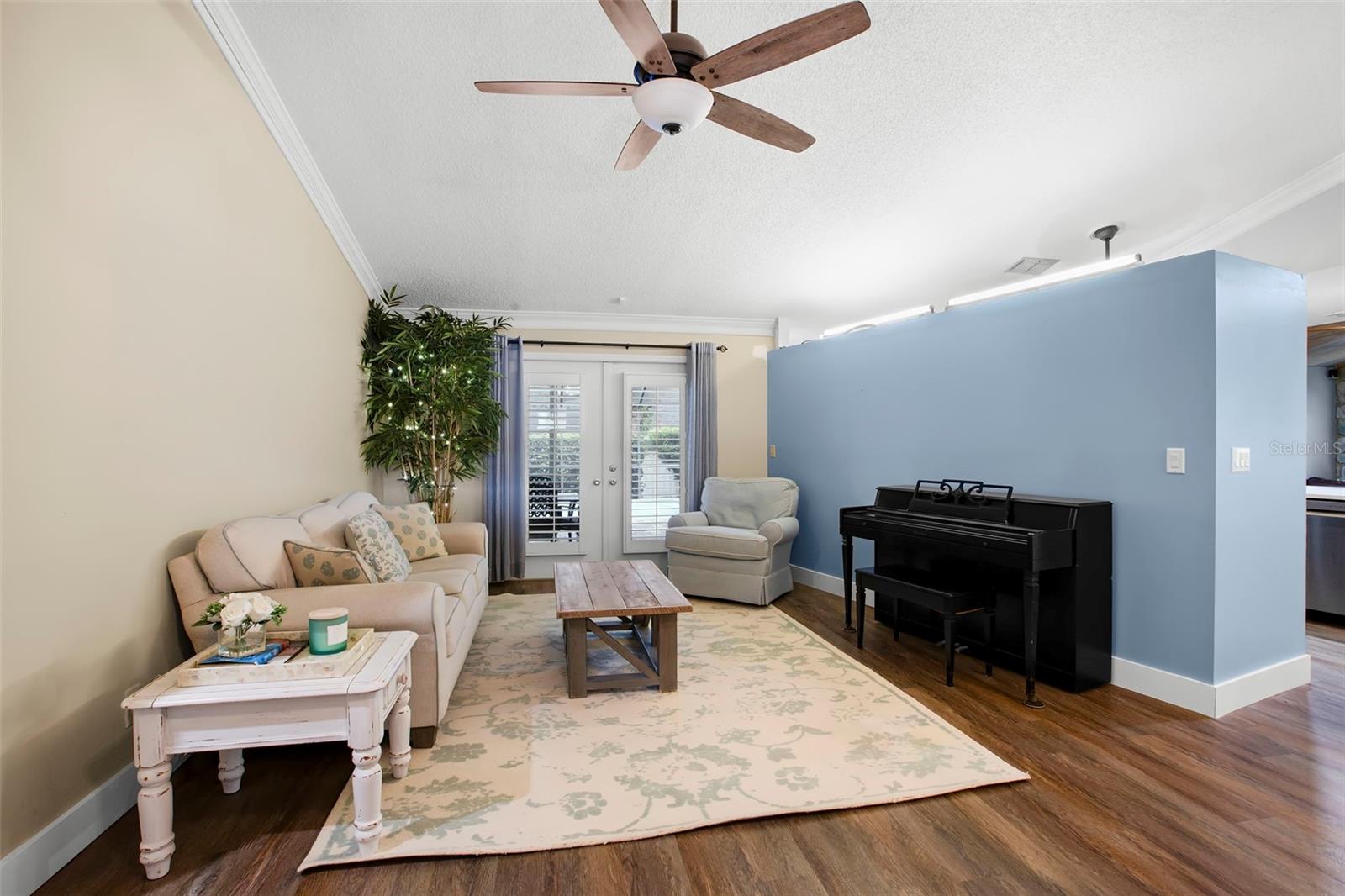 1419 Indian Trl S Property Photo 8