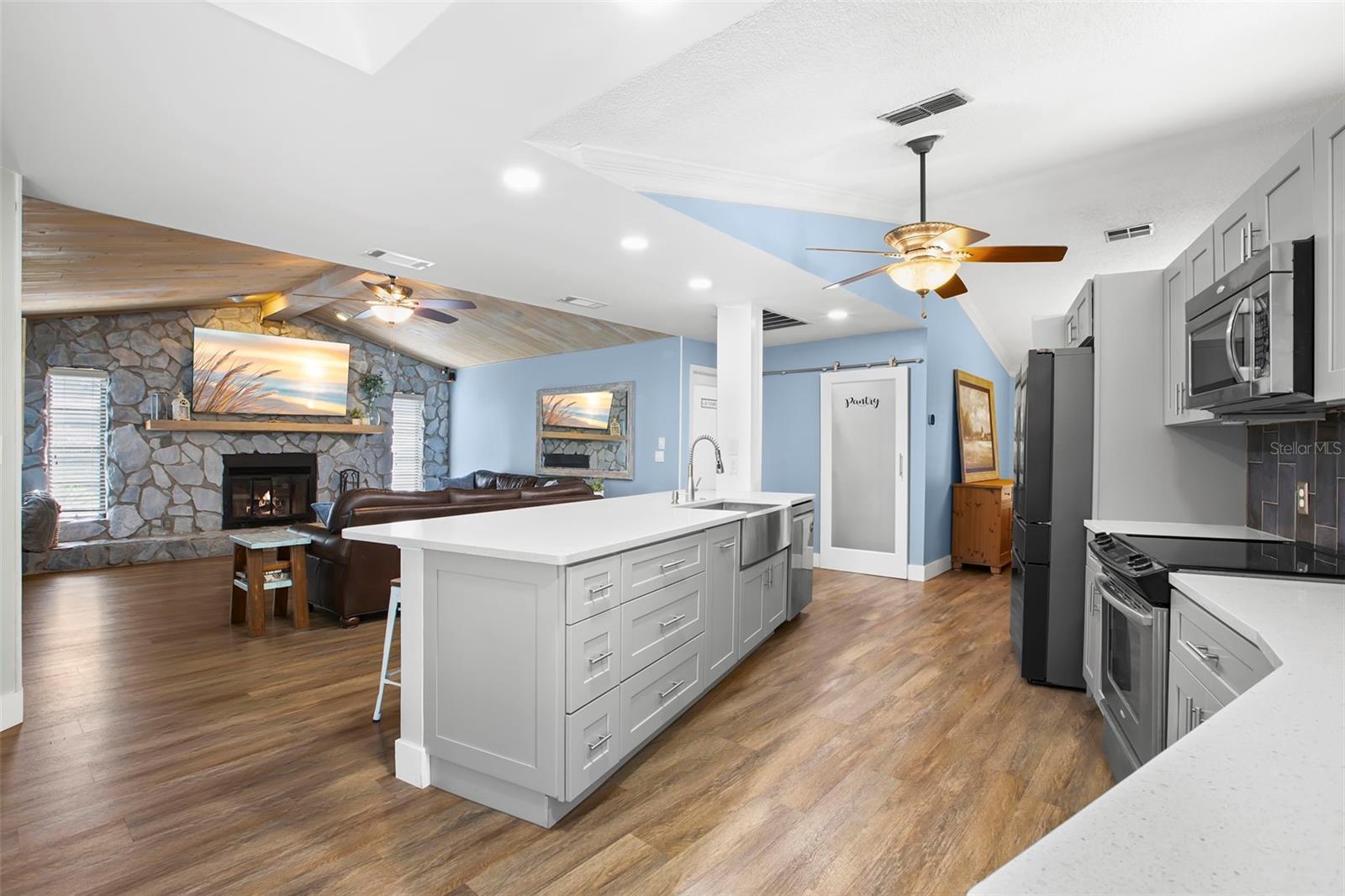 1419 Indian Trl S Property Photo 16