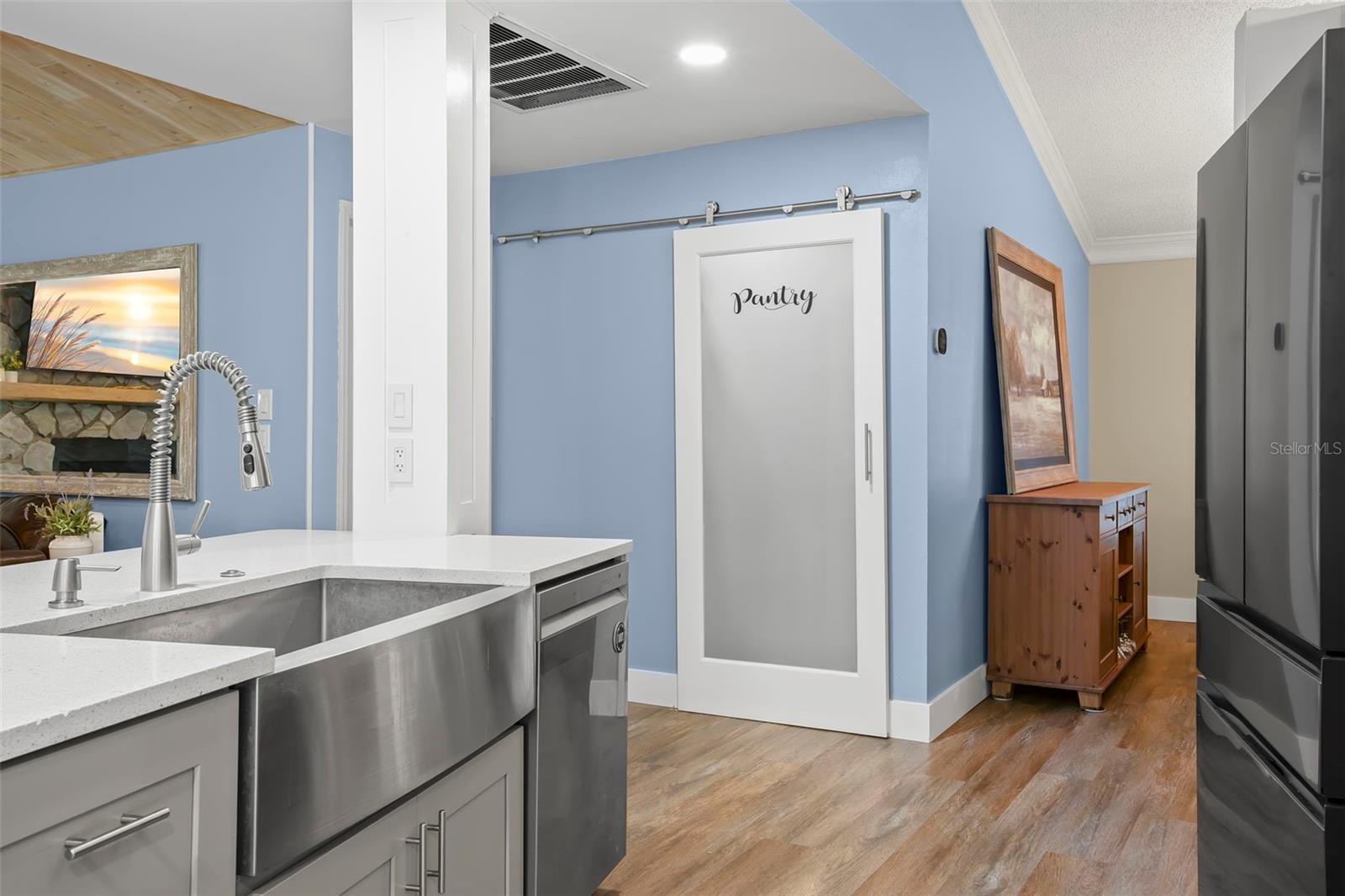 1419 Indian Trl S Property Photo 17