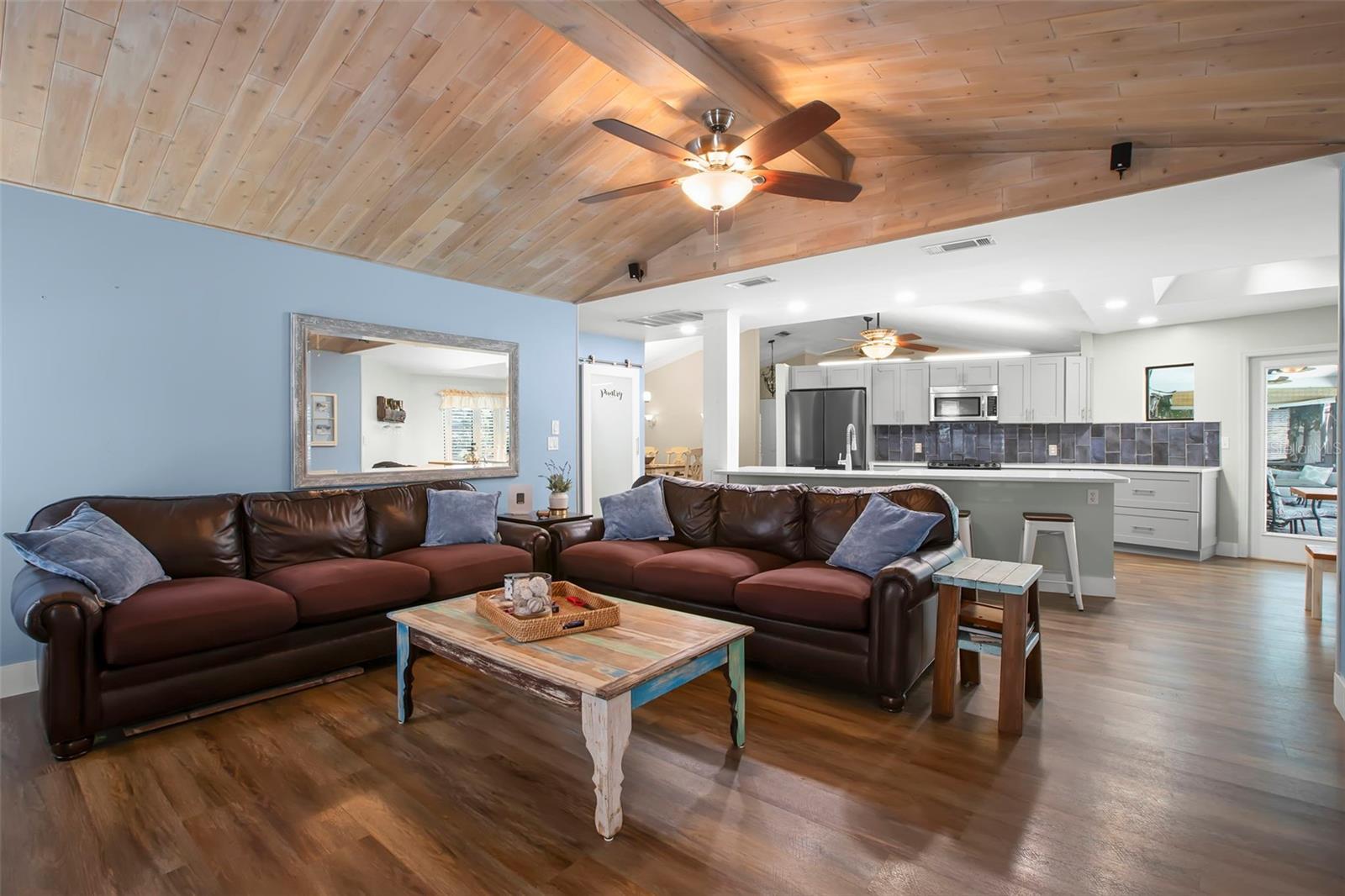 1419 Indian Trl S Property Photo 22