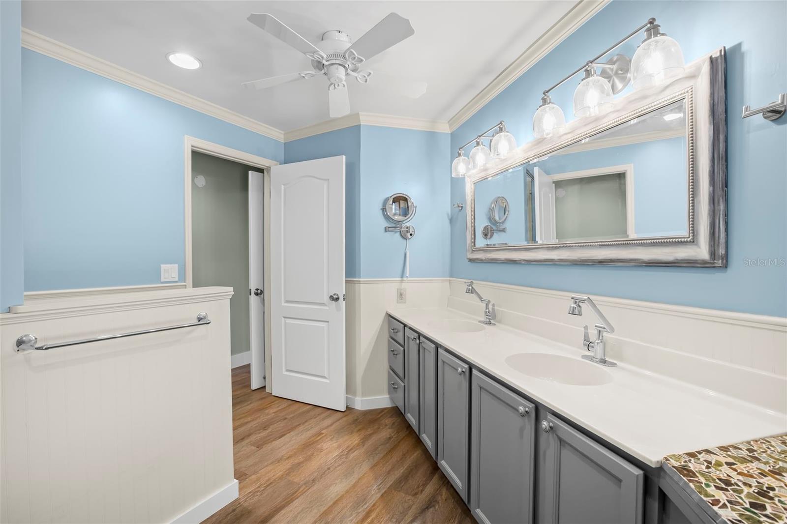 1419 Indian Trl S Property Photo 35