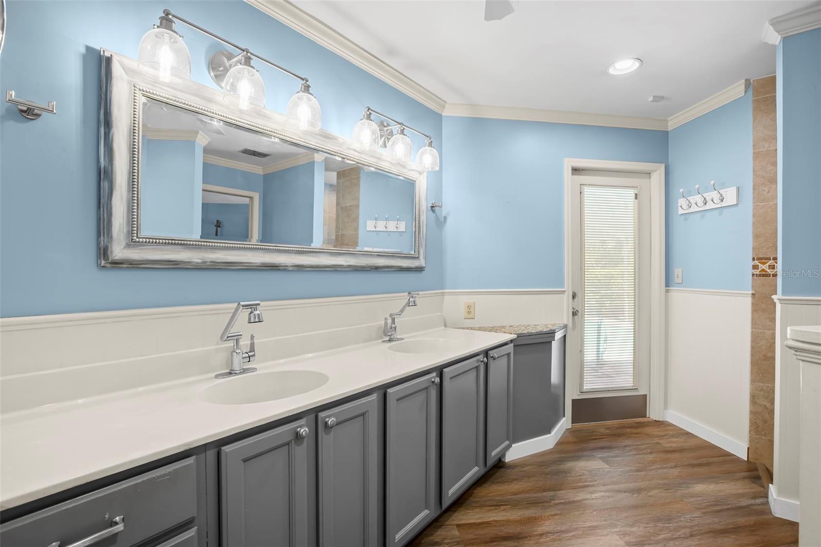 1419 Indian Trl S Property Photo 36