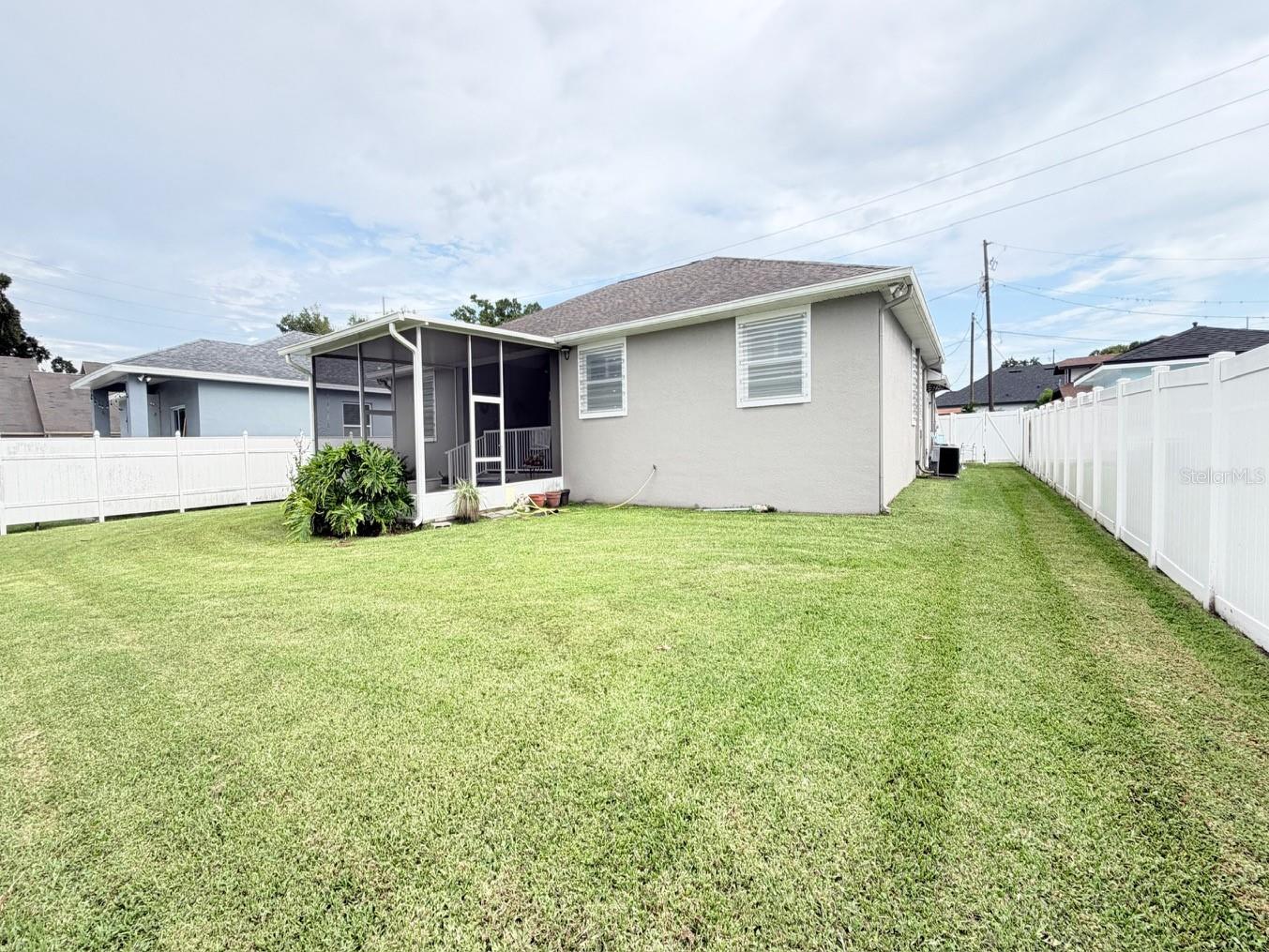 2721 W Sitka St Property Photo 4