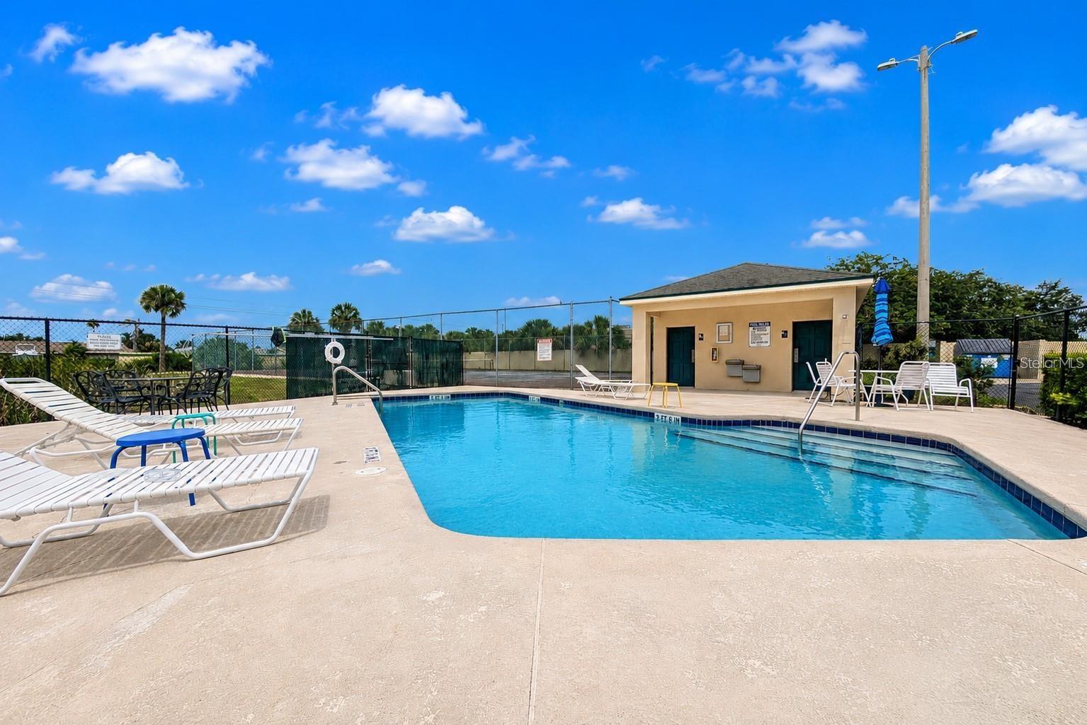 608 Yardarm Dr #4 Property Photo 26