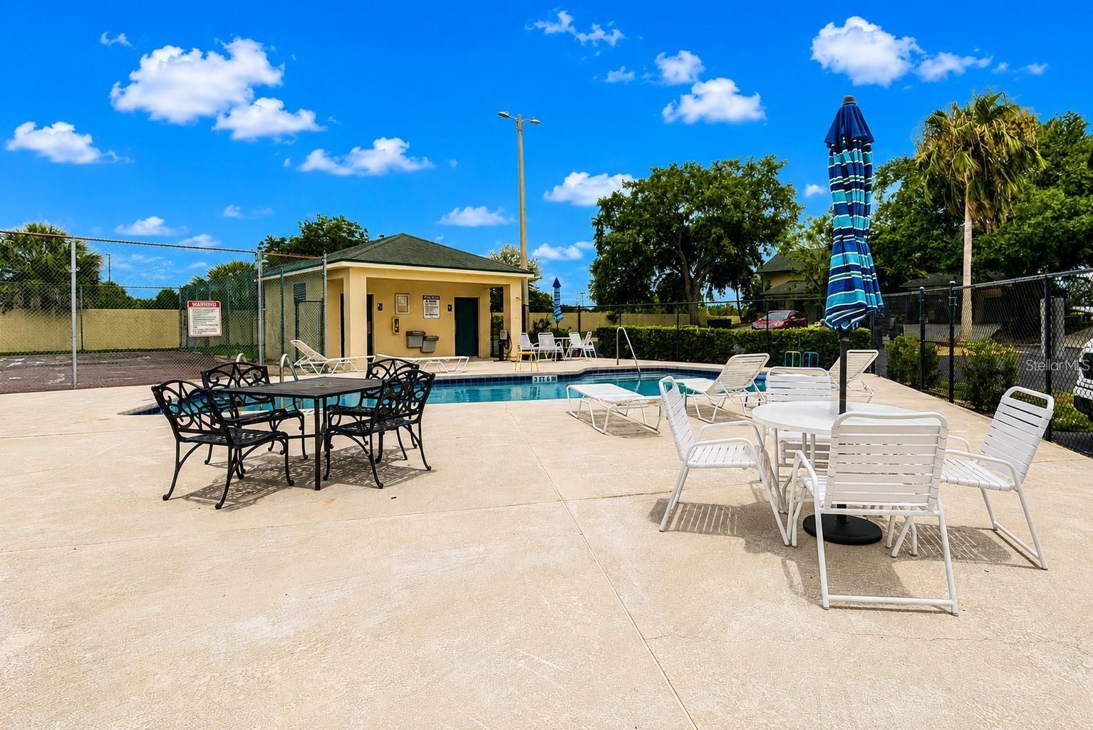 608 Yardarm Dr #4 Property Photo 30