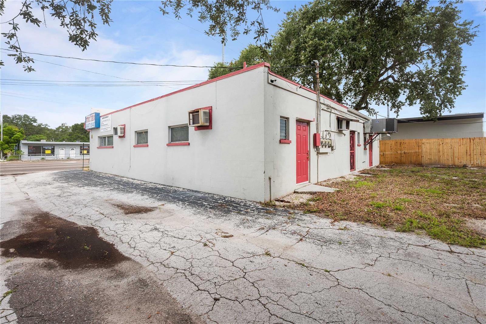 1311 S Missouri Ave Property Photo 34
