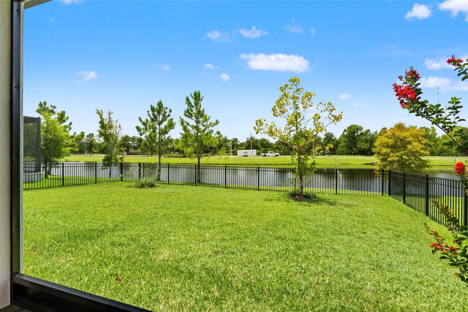 7328 Pool Compass Loop Property Photo 10