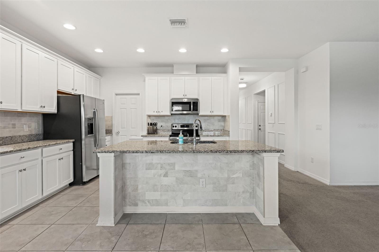 7328 Pool Compass Loop Property Photo 16