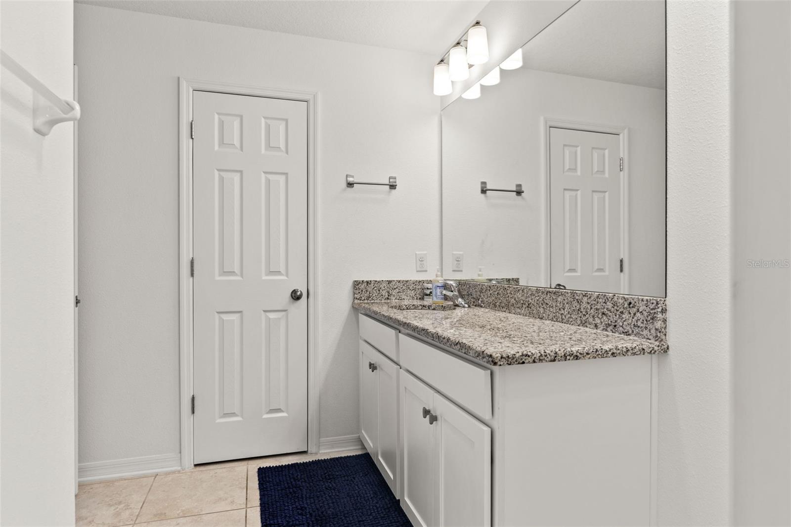 7328 Pool Compass Loop Property Photo 39