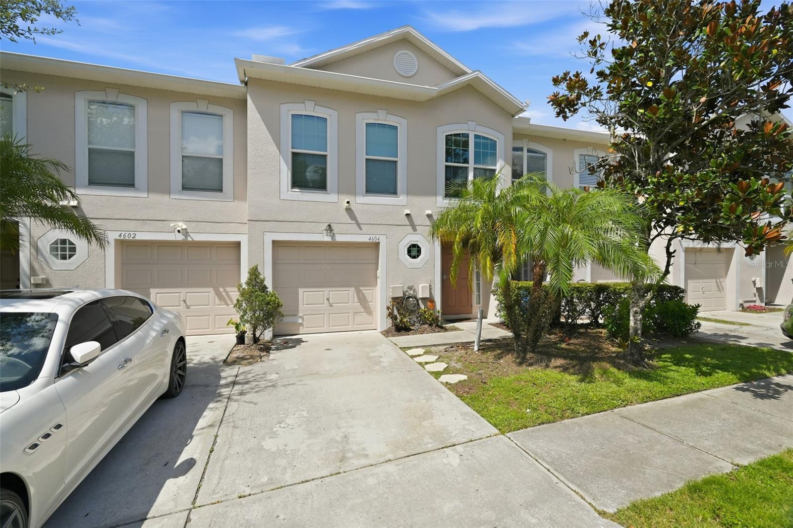 4604 Ashburn Square Dr Property Photo 1