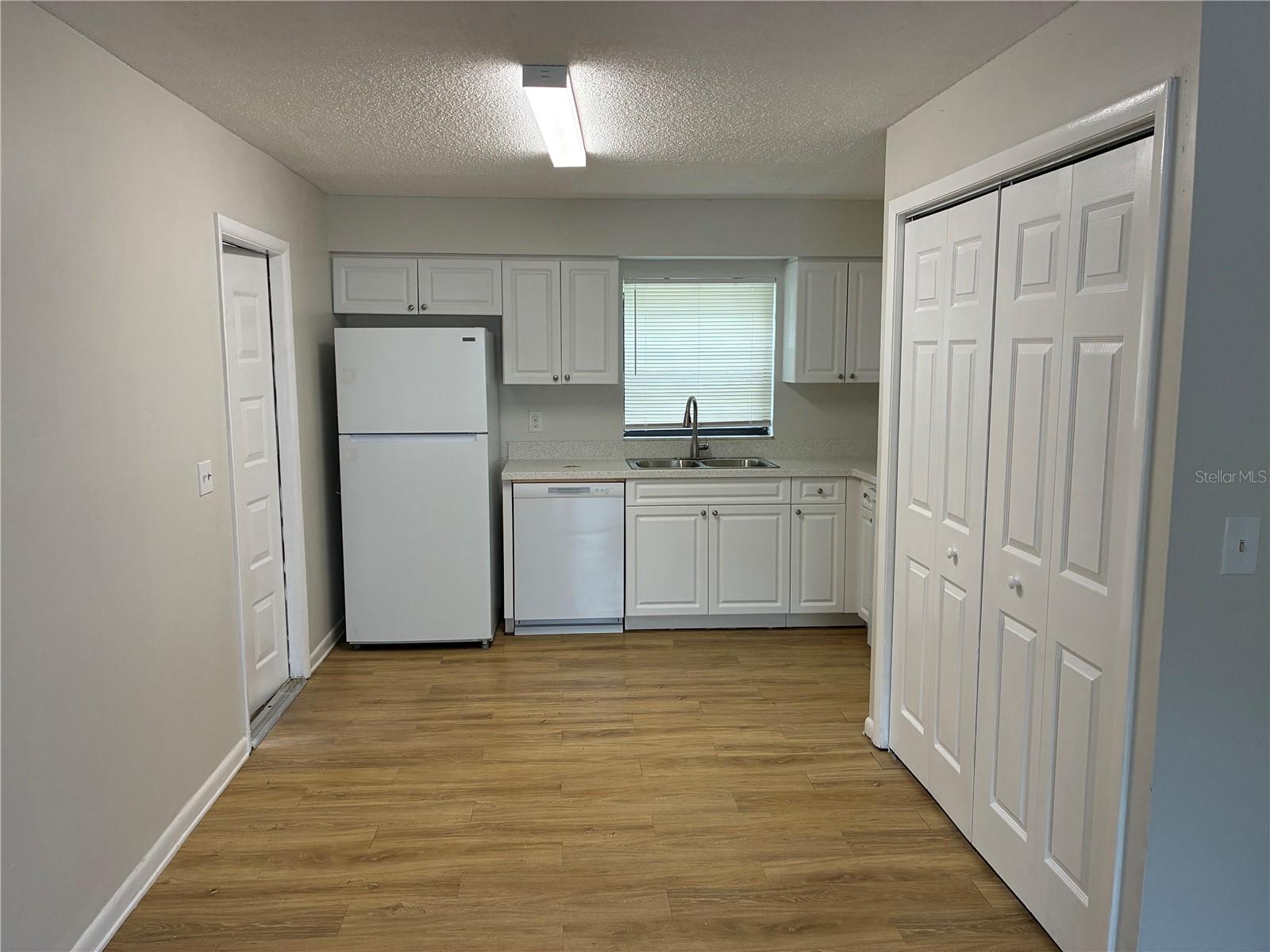 5101 S Clarice Ct #1a Property Photo 4